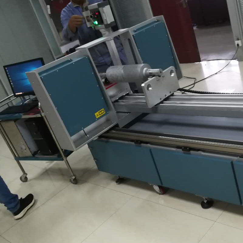 軸類膠輥磁輥外徑跳動檢測